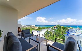 Marila Ocean View Parking Gym